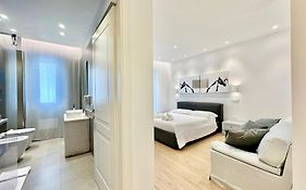 C&O' luxury suite